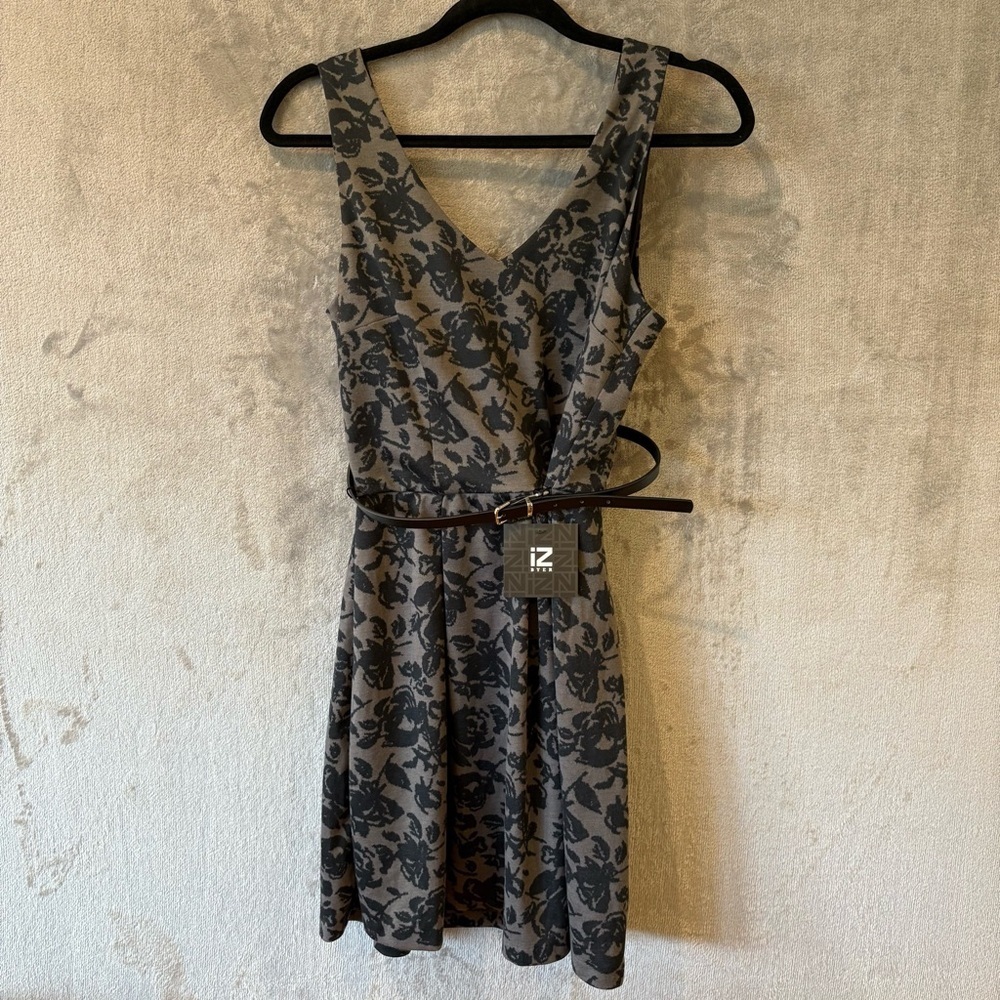 NWT Pleated Sleeveless Chic Preppy Mini Dress Sz 11